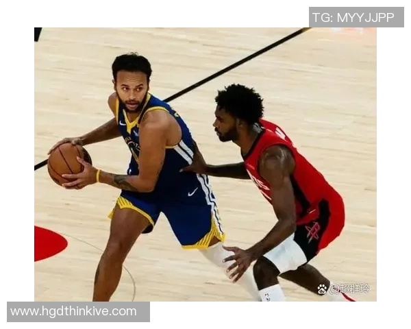 11月17日火箭队迎战强敌期待精彩对决球迷热情高涨助威现场