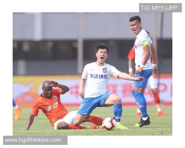 中超精彩对决深圳队迎战泰达队全力争胜展现足球魅力