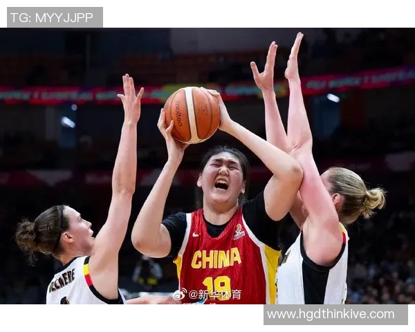 加拿大女篮与智利女篮激战正酣谁能在国际赛场上笑到最后